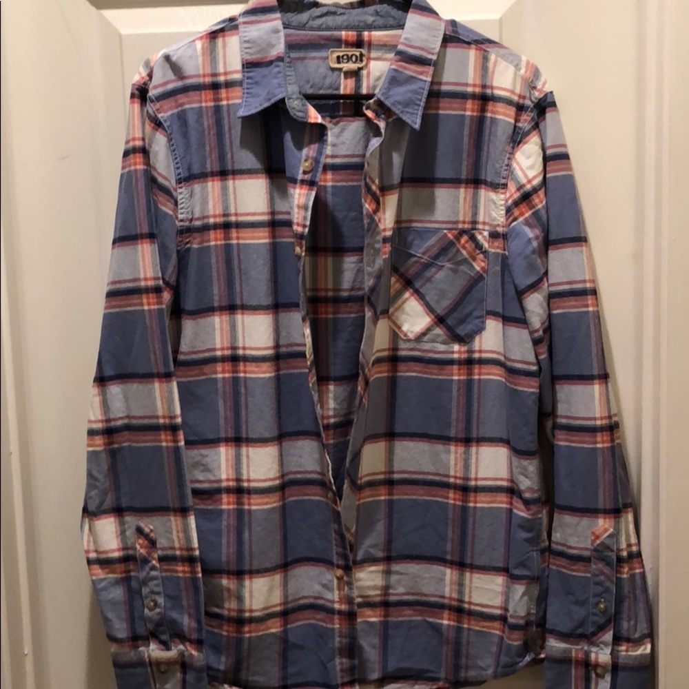 Men’s button up.